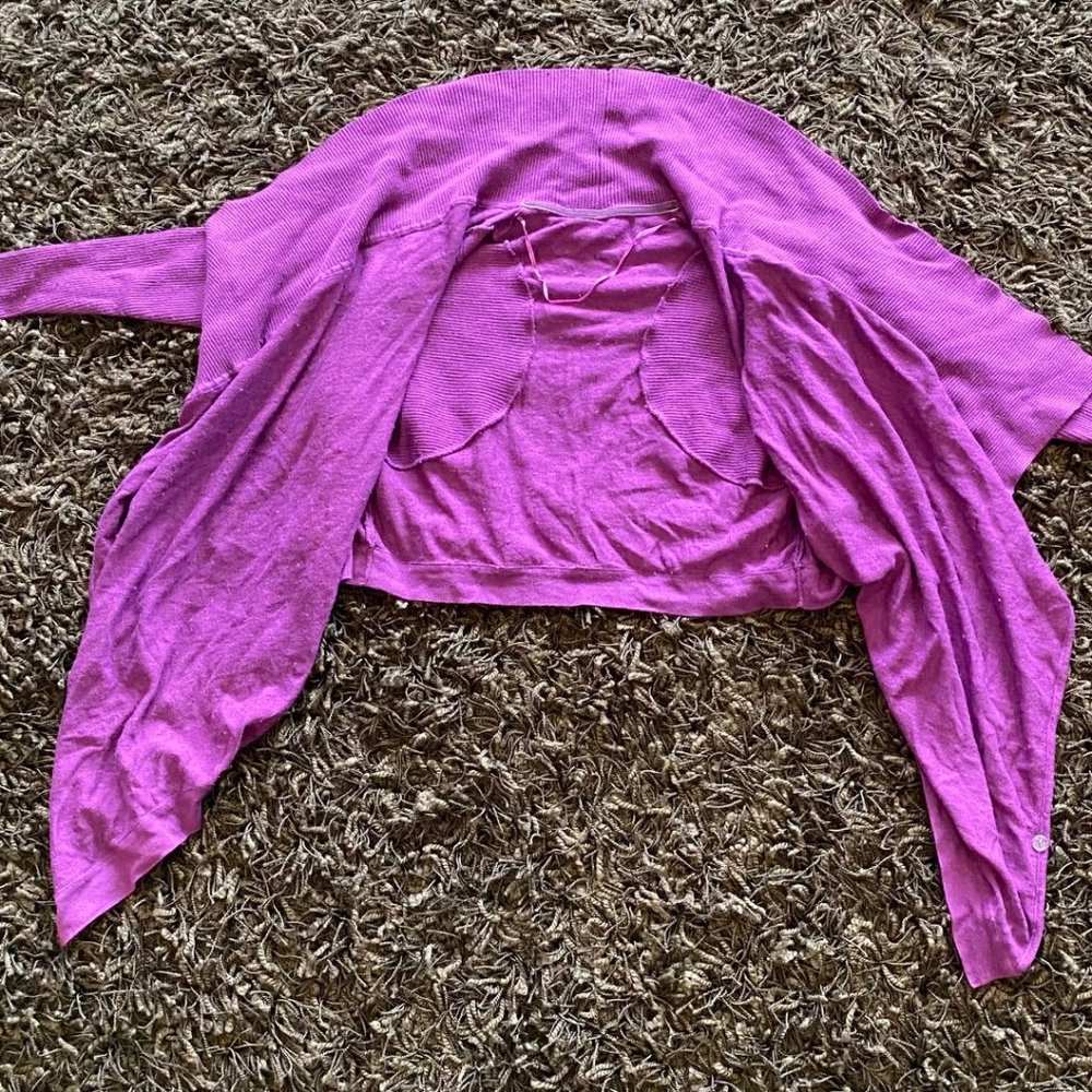 Lululemon cropped sweater